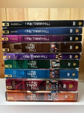 One Tree Hill Complete Series ( Seasons 1-9) USED